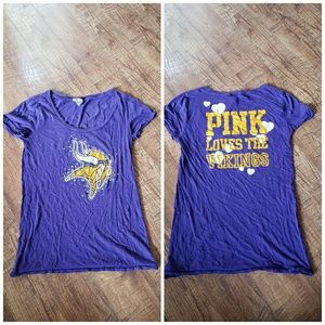 PINK Minnesota Vikings football medium tshirt
